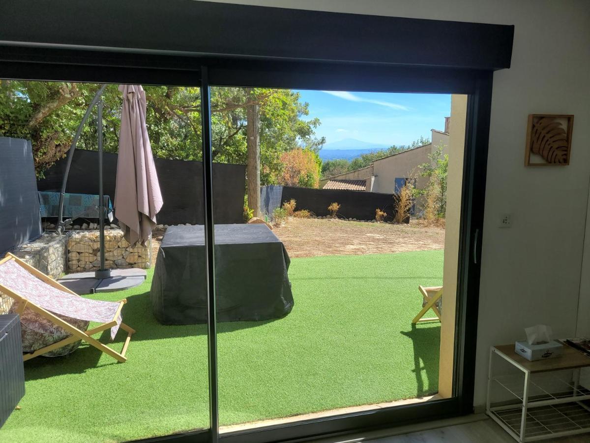 Appartement tout équipé en rez-de-jardin entre Gard et Ardèche Saint-Julien-de-Peyrolas Exterior foto